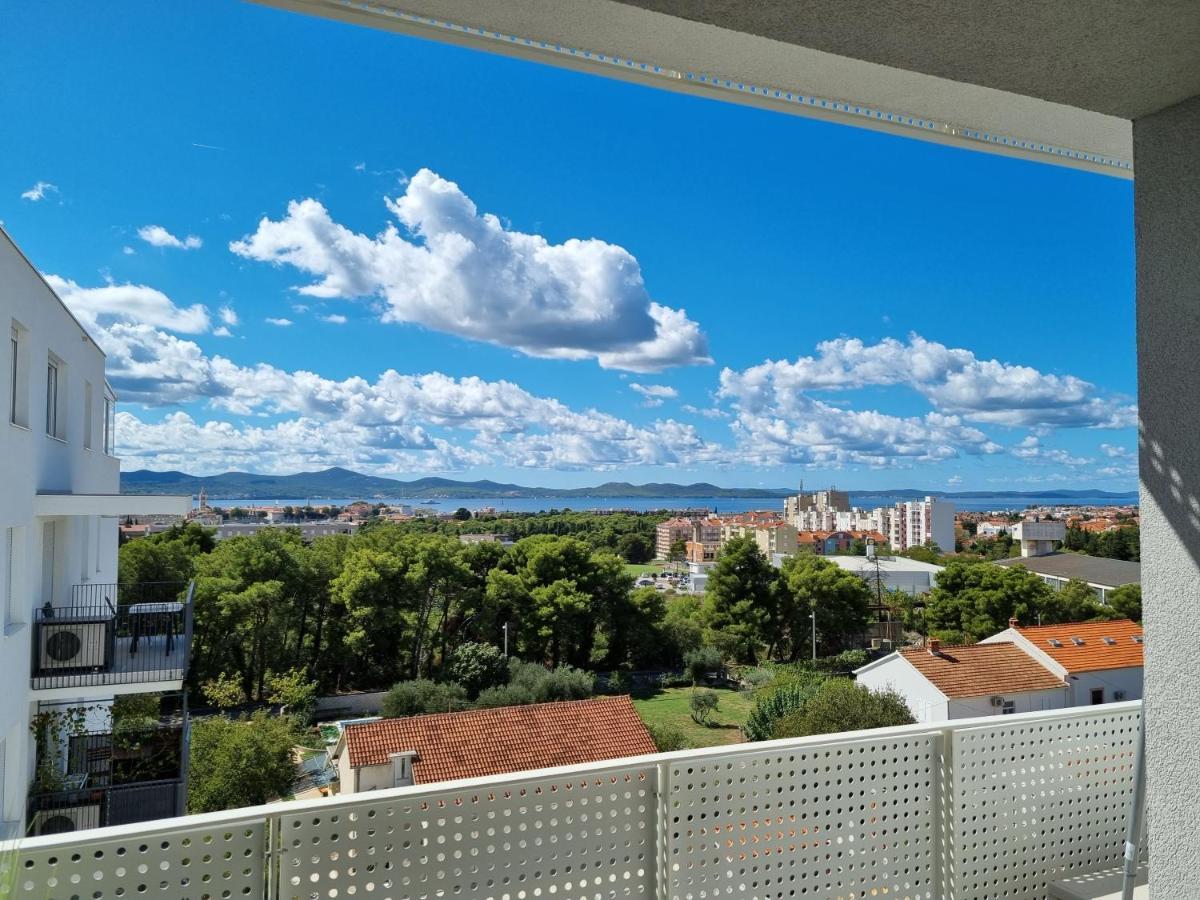 Apartment "50 Shades" With Balcony And Free Parking In The Garage Zadar Exterior photo