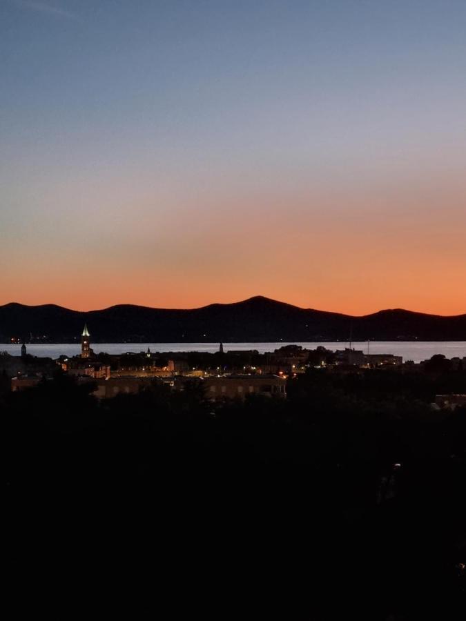 Apartment "50 Shades" With Balcony And Free Parking In The Garage Zadar Exterior photo